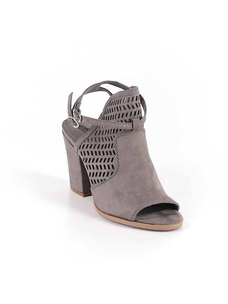 American Eagle Shoes Solid Gray Heels 