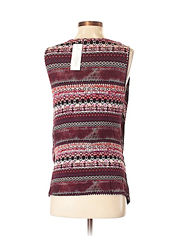 Everly Grey Sleeveless Top (view 2)