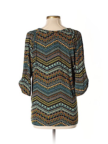 Everly Grey 3/4 Sleeve Top (view 2)