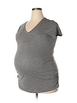 Liz Lange Maternity Short Sleeve T-Shirt (view 1)