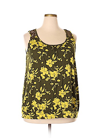 Northcrest Sleeveless Top (view 1)