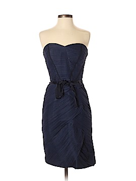 Monique Lhuillier Size 4
