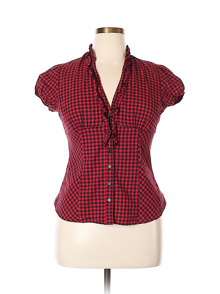 red button down shirt short