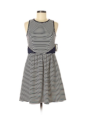 Jessica Simpson Casual Dress (view 1)