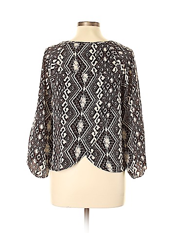 American Eagle Outfitters 3/4 Sleeve Blouse (view 2)