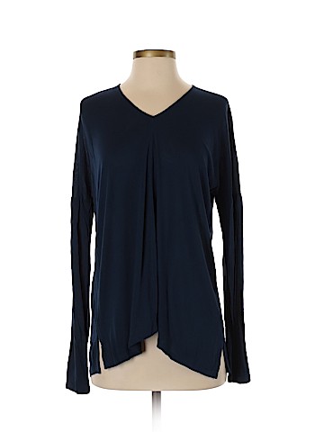 Vince. Long Sleeve Top (view 1)