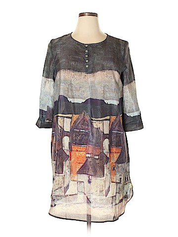 Vicky And Lucas Casual Dress (view 1)