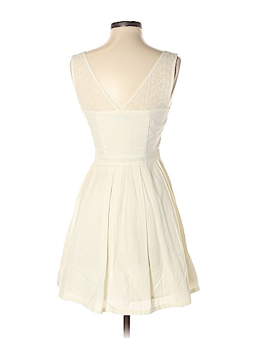 American Eagle Outfitters Casual Dress (view 2)