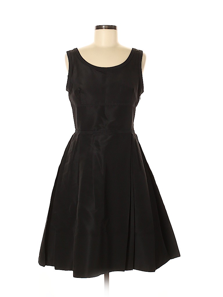 Oscar De La Renta Solid Black Cocktail Dress Size 8 - 93% off | thredUP