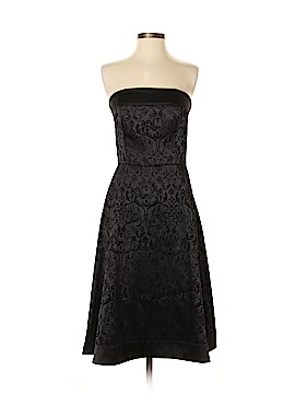 White House Black Market Size 2
