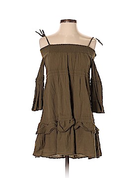Romeo & Juliet Couture Size Sm