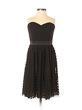 White House Black Market Size 0