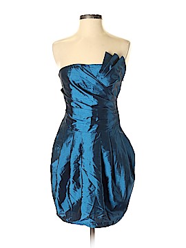 Romeo & Juliet Couture Size Sm