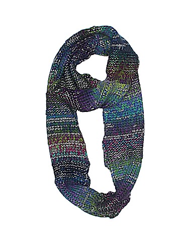 The Limited Scarf (view 1)