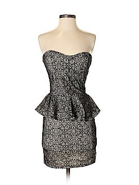 Romeo & Juliet Couture Size Sm