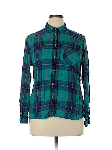 American Eagle Outfitters Long Sleeve Button-Down Shirt (view 1)