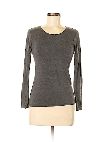 Uniqlo Long Sleeve T-Shirt (view 1)