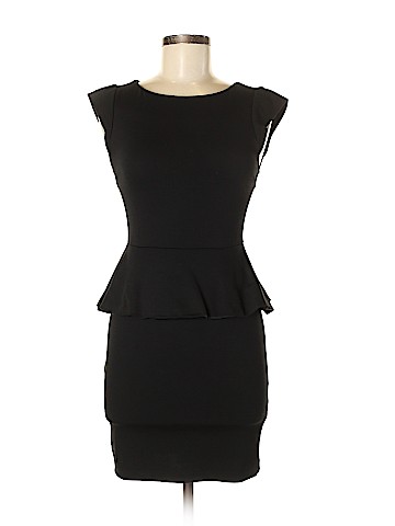 Alice + Olivia Casual Dress (view 1)