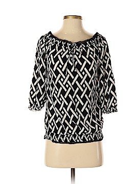 White House Black Market Size XS