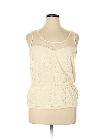 American Eagle Outfitters Sleeveless Blouse (view 1)