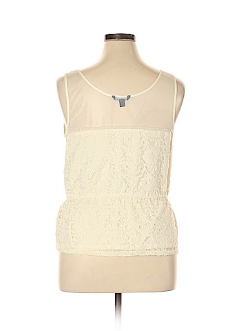 American Eagle Outfitters Sleeveless Blouse (view 2)