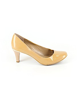 BCBGeneration Size 8 1/2