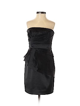 White House Black Market Size 00