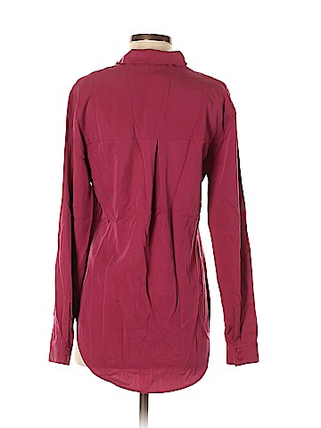 Finders Long Sleeve Button-Down Shirt (view 2)