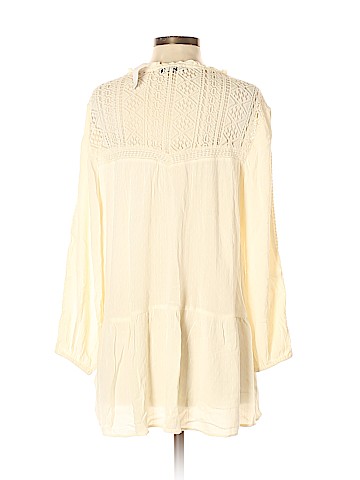 American Eagle Outfitters Long Sleeve Blouse (view 2)