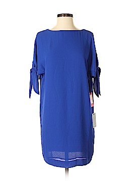 Vince Camuto Size 2 Petite
