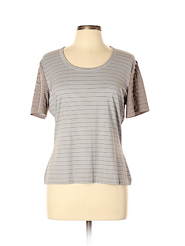 St. John Short Sleeve Top (view 1)