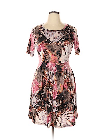 Pretty Young Thing Casual Dress (view 1)