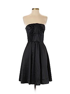 White House Black Market Size 2
