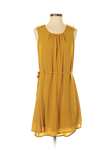 H&M Casual Dress (view 1)