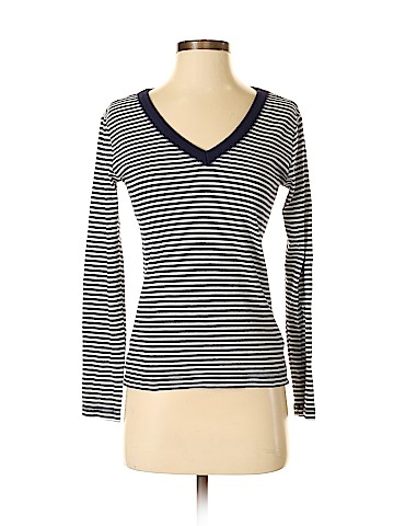 Gap Long Sleeve T-Shirt (view 1)