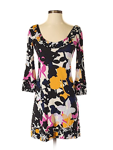 Diane von Furstenberg Casual Dress (view 1)