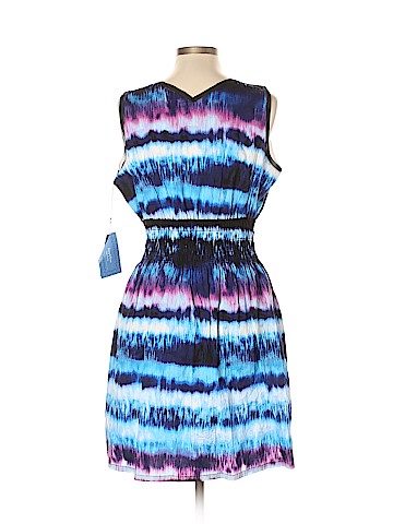 Simply Vera Vera Wang Casual Dress (view 2)