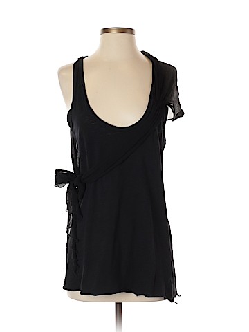 Elizabeth and James Short Sleeve Top (view 1)