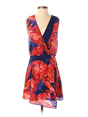 Leifsdottir Casual Dress (view 1)