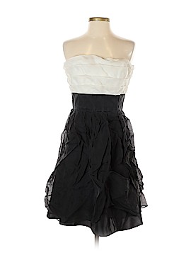 White House Black Market Size 6