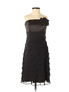 White House Black Market Size 2