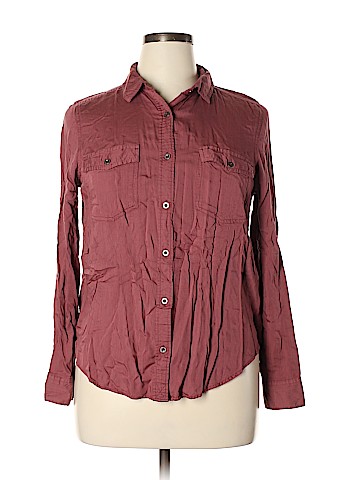 Mudd Long Sleeve Button-Down Shirt (view 1)