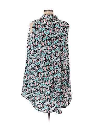 Unbranded Sleeveless Blouse (view 2)