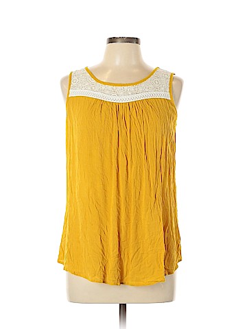 Love Delirious Los Angeles Sleeveless Top (view 1)