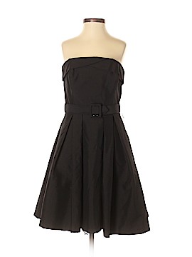 White House Black Market Size 2