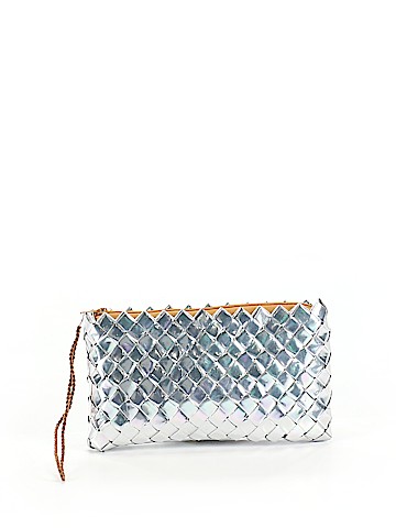 Unbranded Wristlet (view 1)