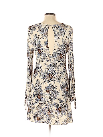 American Eagle Outfitters Casual Dress (view 2)