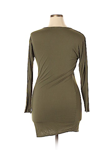 Boohoo Boutique Casual Dress (view 2)