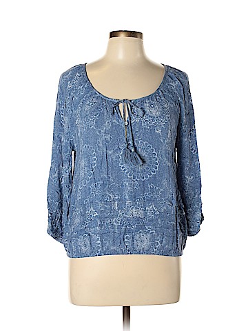 American Eagle Outfitters Long Sleeve Blouse (view 1)