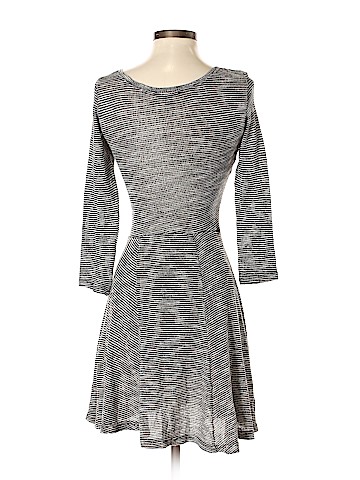 American Eagle Outfitters Casual Dress (view 2)